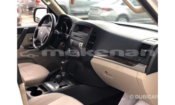 Buy Import Mitsubishi Pajero White Car in Import - Dubai in Aragatsotn Buy Import Mitsubishi Pajero White Car in Import - Dubai in Aragatsotn