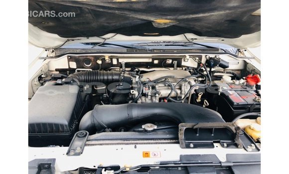 Buy Import Mitsubishi Pajero White Car in Import - Dubai in Aragatsotn Buy Import Mitsubishi Pajero White Car in Import - Dubai in Aragatsotn