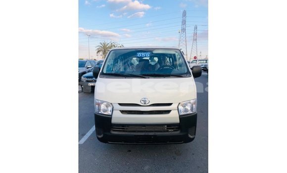 Buy Import Toyota Hiace White Car in Import - Dubai in Aragatsotn Buy Import Toyota Hiace White Car in Import - Dubai in Aragatsotn