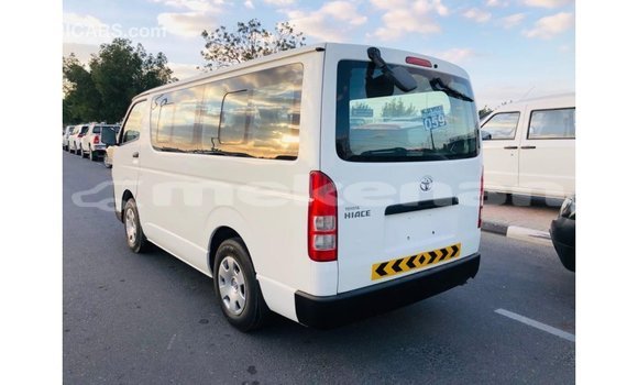 Buy Import Toyota Hiace White Car in Import - Dubai in Aragatsotn Buy Import Toyota Hiace White Car in Import - Dubai in Aragatsotn
