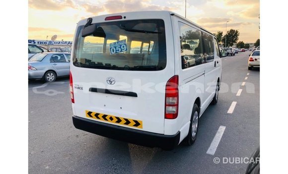 Buy Import Toyota Hiace White Car in Import - Dubai in Aragatsotn Buy Import Toyota Hiace White Car in Import - Dubai in Aragatsotn