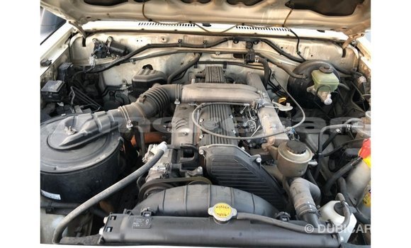 Buy Import Toyota Land Cruiser White Car in Import - Dubai in Aragatsotn Buy Import Toyota Land Cruiser White Car in Import - Dubai in Aragatsotn