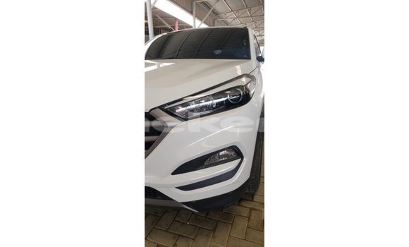 Buy Import Hyundai Tucson White Car in Import - Dubai in Aragatsotn Buy Import Hyundai Tucson White Car in Import - Dubai in Aragatsotn