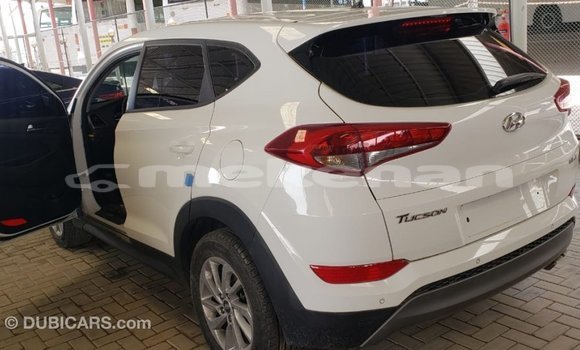 Buy Import Hyundai Tucson White Car in Import - Dubai in Aragatsotn Buy Import Hyundai Tucson White Car in Import - Dubai in Aragatsotn