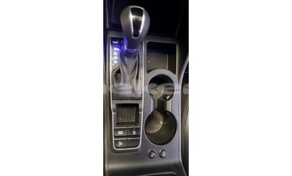 Buy Import Hyundai Tucson White Car in Import - Dubai in Aragatsotn Buy Import Hyundai Tucson White Car in Import - Dubai in Aragatsotn