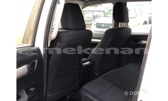 Buy Import Toyota Hilux White Car in Import - Dubai in Aragatsotn Buy Import Toyota Hilux White Car in Import - Dubai in Aragatsotn