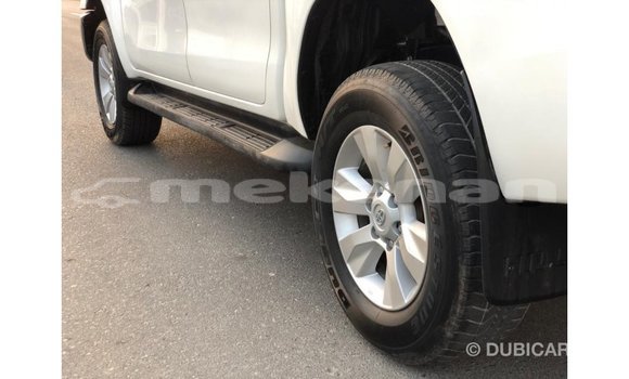 Buy Import Toyota Hilux White Car in Import - Dubai in Aragatsotn Buy Import Toyota Hilux White Car in Import - Dubai in Aragatsotn