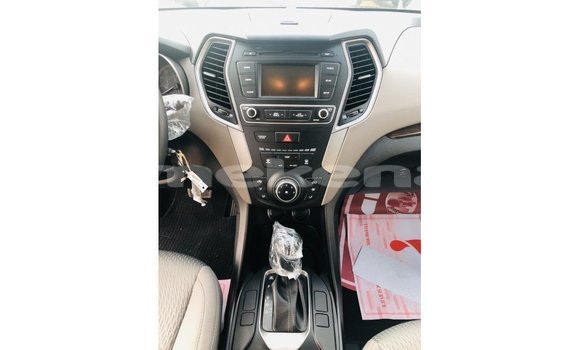 Buy Import Hyundai Santa Fe Other Car in Import - Dubai in Aragatsotn Buy Import Hyundai Santa Fe Other Car in Import - Dubai in Aragatsotn