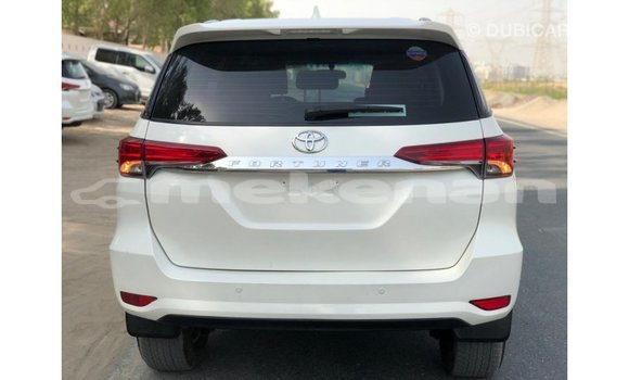 Buy Import Toyota Fortuner White Car in Import - Dubai in Aragatsotn Buy Import Toyota Fortuner White Car in Import - Dubai in Aragatsotn