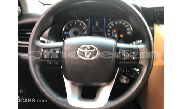 Buy Import Toyota Fortuner White Car in Import - Dubai in Aragatsotn Buy Import Toyota Fortuner White Car in Import - Dubai in Aragatsotn