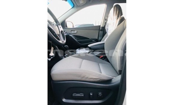 Buy Import Hyundai Santa Fe Other Car in Import - Dubai in Aragatsotn Buy Import Hyundai Santa Fe Other Car in Import - Dubai in Aragatsotn