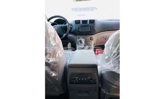 Buy Import Toyota Highlander Other Car in Import - Dubai in Aragatsotn Buy Import Toyota Highlander Other Car in Import - Dubai in Aragatsotn
