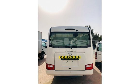 Buy Import Toyota Coaster White Car in Import - Dubai in Aragatsotn Buy Import Toyota Coaster White Car in Import - Dubai in Aragatsotn