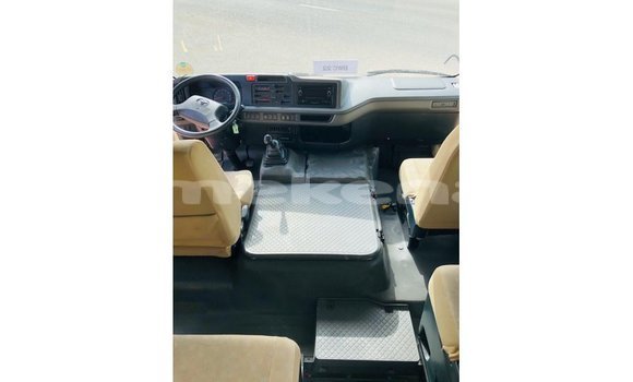 Buy Import Toyota Coaster White Car in Import - Dubai in Aragatsotn Buy Import Toyota Coaster White Car in Import - Dubai in Aragatsotn