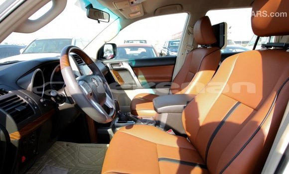 Buy Import Toyota Prado White Car in Import - Dubai in Aragatsotn Buy Import Toyota Prado White Car in Import - Dubai in Aragatsotn