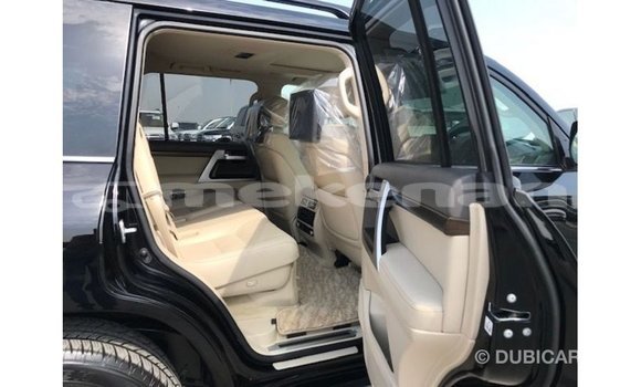 Buy Import Toyota Land Cruiser Black Car in Import - Dubai in Aragatsotn Buy Import Toyota Land Cruiser Black Car in Import - Dubai in Aragatsotn