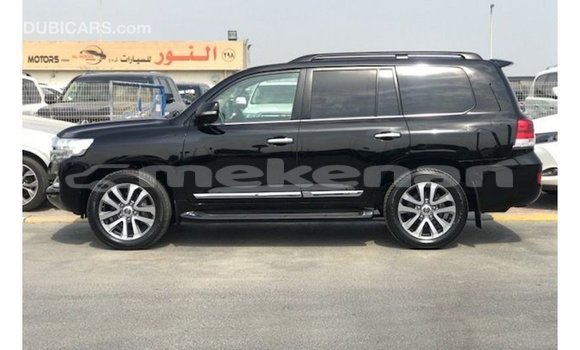 Buy Import Toyota Land Cruiser Black Car in Import - Dubai in Aragatsotn Buy Import Toyota Land Cruiser Black Car in Import - Dubai in Aragatsotn