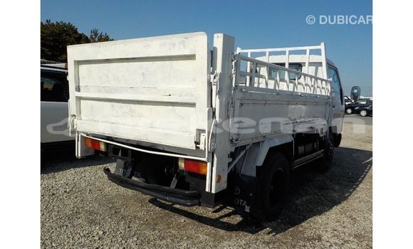 Buy Import Toyota Dyna White Car in Import - Dubai in Aragatsotn Buy Import Toyota Dyna White Car in Import - Dubai in Aragatsotn