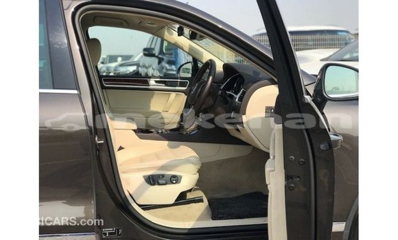 Buy Import Volkswagen Touareg Brown Car in Import - Dubai in Aragatsotn Buy Import Volkswagen Touareg Brown Car in Import - Dubai in Aragatsotn