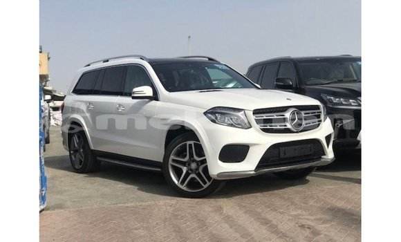 Buy Import Mercedes-Benz 350 White Car in Import - Dubai in Aragatsotn