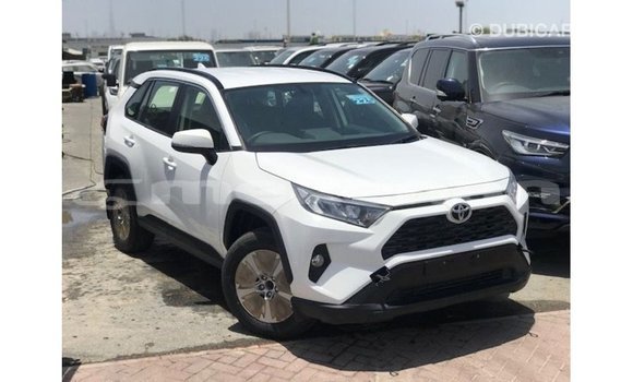 Buy Import Toyota 4Runner White Car in Import - Dubai in Aragatsotn Buy Import Toyota 4Runner White Car in Import - Dubai in Aragatsotn