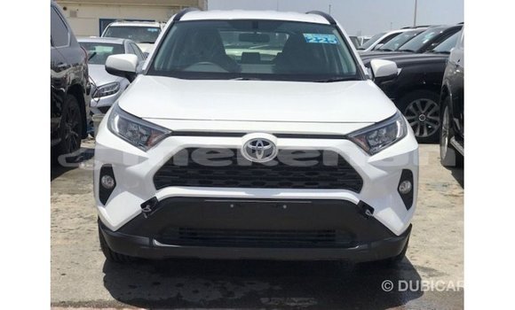 Buy Import Toyota 4Runner White Car in Import - Dubai in Aragatsotn Buy Import Toyota 4Runner White Car in Import - Dubai in Aragatsotn