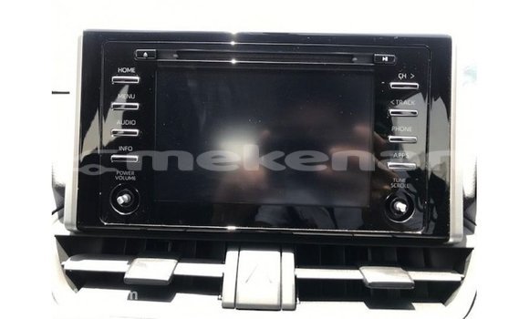 Buy Import Toyota 4Runner White Car in Import - Dubai in Aragatsotn Buy Import Toyota 4Runner White Car in Import - Dubai in Aragatsotn