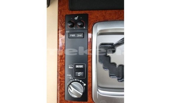 Buy Import Toyota Land Cruiser Red Car in Import - Dubai in Aragatsotn Buy Import Toyota Land Cruiser Red Car in Import - Dubai in Aragatsotn