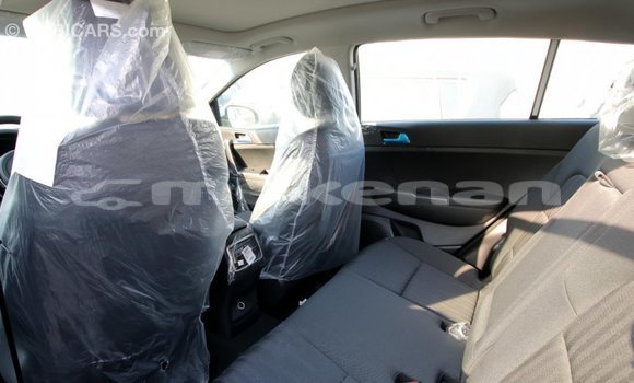 Buy Import Kia Sportage White Car in Import - Dubai in Aragatsotn Buy Import Kia Sportage White Car in Import - Dubai in Aragatsotn