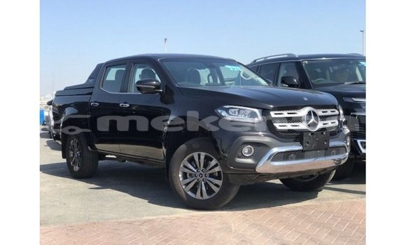 Buy Import Mercedes-Benz 250 Black Car in Import - Dubai in Aragatsotn
