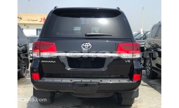 Buy Import Toyota Land Cruiser Black Car in Import - Dubai in Aragatsotn Buy Import Toyota Land Cruiser Black Car in Import - Dubai in Aragatsotn