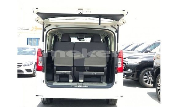 Buy Import Toyota Granvia White Car in Import - Dubai in Aragatsotn Buy Import Toyota Granvia White Car in Import - Dubai in Aragatsotn