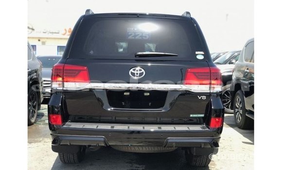 Buy Import Toyota Land Cruiser Black Car in Import - Dubai in Aragatsotn Buy Import Toyota Land Cruiser Black Car in Import - Dubai in Aragatsotn