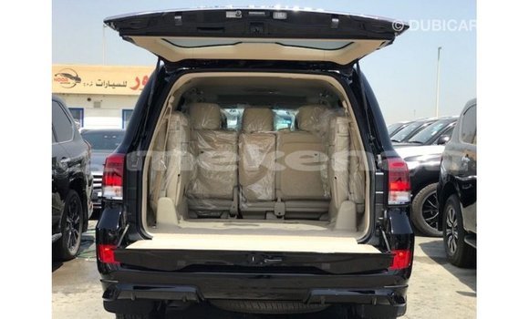 Buy Import Toyota Land Cruiser Black Car in Import - Dubai in Aragatsotn Buy Import Toyota Land Cruiser Black Car in Import - Dubai in Aragatsotn