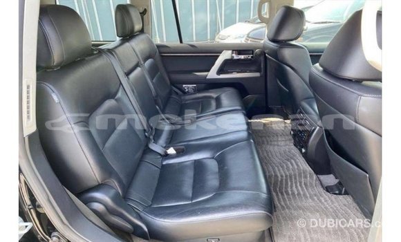 Buy Import Toyota Land Cruiser Black Car in Import - Dubai in Aragatsotn Buy Import Toyota Land Cruiser Black Car in Import - Dubai in Aragatsotn