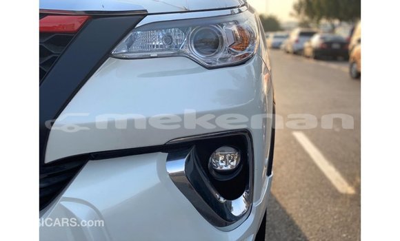Buy Import Toyota Fortuner White Car in Import - Dubai in Aragatsotn Buy Import Toyota Fortuner White Car in Import - Dubai in Aragatsotn