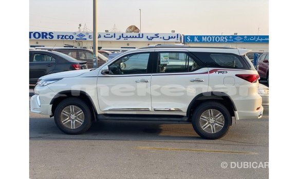 Buy Import Toyota Fortuner White Car in Import - Dubai in Aragatsotn Buy Import Toyota Fortuner White Car in Import - Dubai in Aragatsotn