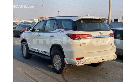 Buy Import Toyota Fortuner White Car in Import - Dubai in Aragatsotn Buy Import Toyota Fortuner White Car in Import - Dubai in Aragatsotn