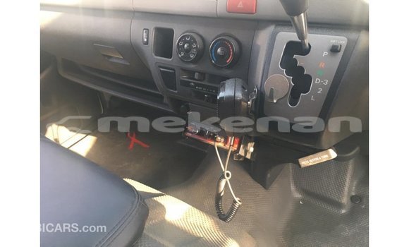 Buy Import Toyota Hiace White Car in Import - Dubai in Aragatsotn Buy Import Toyota Hiace White Car in Import - Dubai in Aragatsotn