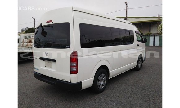 Buy Import Toyota Hiace White Car in Import - Dubai in Aragatsotn Buy Import Toyota Hiace White Car in Import - Dubai in Aragatsotn