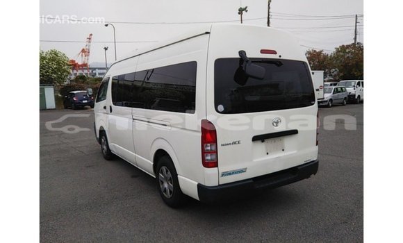 Buy Import Toyota Hiace White Car in Import - Dubai in Aragatsotn Buy Import Toyota Hiace White Car in Import - Dubai in Aragatsotn