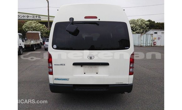 Buy Import Toyota Hiace White Car in Import - Dubai in Aragatsotn Buy Import Toyota Hiace White Car in Import - Dubai in Aragatsotn