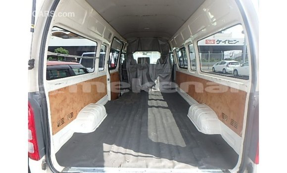 Buy Import Toyota Hiace White Car in Import - Dubai in Aragatsotn Buy Import Toyota Hiace White Car in Import - Dubai in Aragatsotn