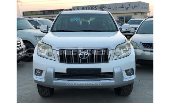 Buy Import Toyota Prado White Car in Import - Dubai in Aragatsotn Buy Import Toyota Prado White Car in Import - Dubai in Aragatsotn