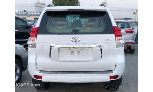 Buy Import Toyota Prado White Car in Import - Dubai in Aragatsotn Buy Import Toyota Prado White Car in Import - Dubai in Aragatsotn