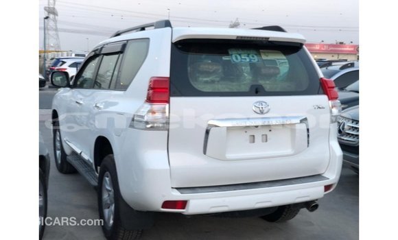 Buy Import Toyota Prado White Car in Import - Dubai in Aragatsotn Buy Import Toyota Prado White Car in Import - Dubai in Aragatsotn