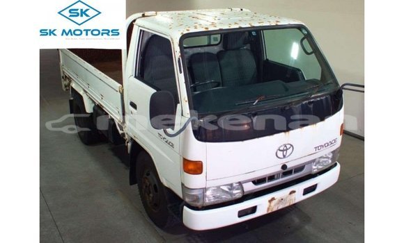 Buy Import Toyota Dyna White Car in Import - Dubai in Aragatsotn Buy Import Toyota Dyna White Car in Import - Dubai in Aragatsotn