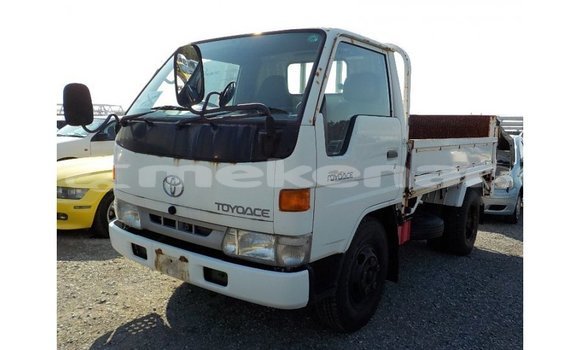 Buy Import Toyota Dyna White Car in Import - Dubai in Aragatsotn Buy Import Toyota Dyna White Car in Import - Dubai in Aragatsotn