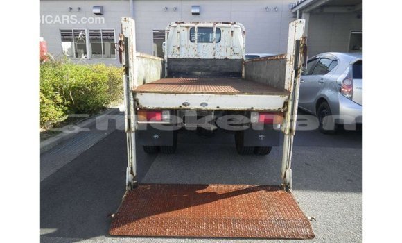 Buy Import Toyota Dyna White Car in Import - Dubai in Aragatsotn Buy Import Toyota Dyna White Car in Import - Dubai in Aragatsotn