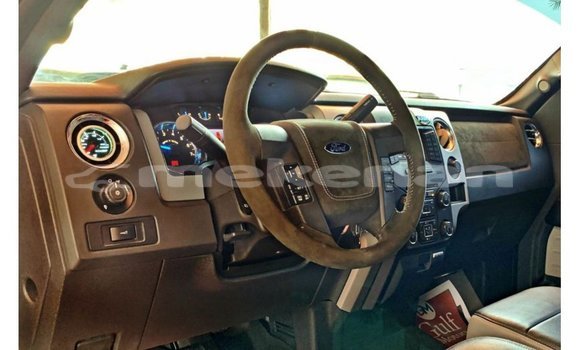 Buy Import Ford Club Wagon Red Car in Import - Dubai in Aragatsotn Buy Import Ford Club Wagon Red Car in Import - Dubai in Aragatsotn